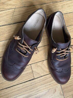 Sperry Topsider Brown leather oxfords, 10 M